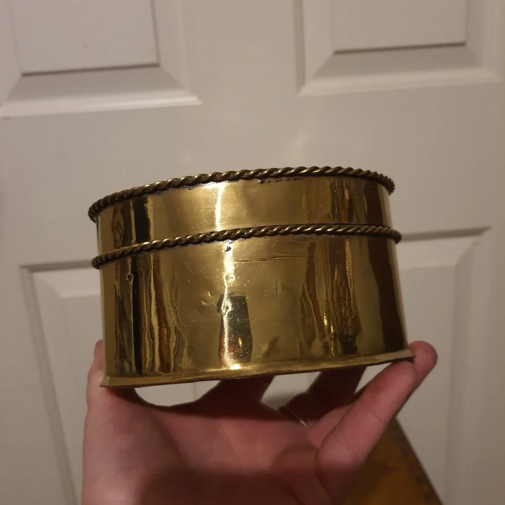 Vintage Oval Shape Hinged Lid Gold Tone Tin Trinket Box Braided Rim Detail *